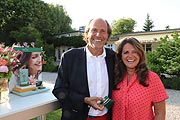  Juwelier Manfred Hilscher, Stepanie Ullrich (Bron Jewelry) bei der Präsentation der neuen Kollektion der niederländischen Schmuckmarke BRON JEWELRY im Restaurant Cross des MTTC Iphitos e.V. (